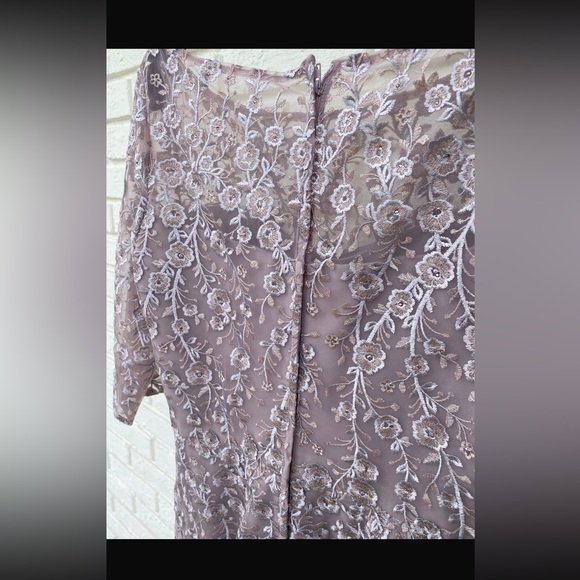 La Femme - Floral Lace A-Line Mother of the Bride Dress - Picture 6 of 16